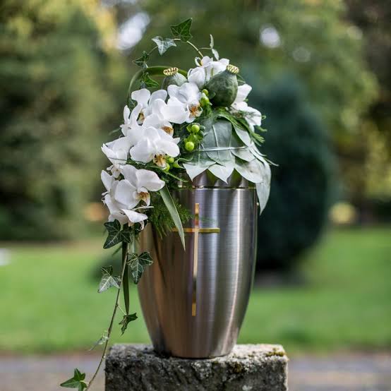 Urnenschmuck